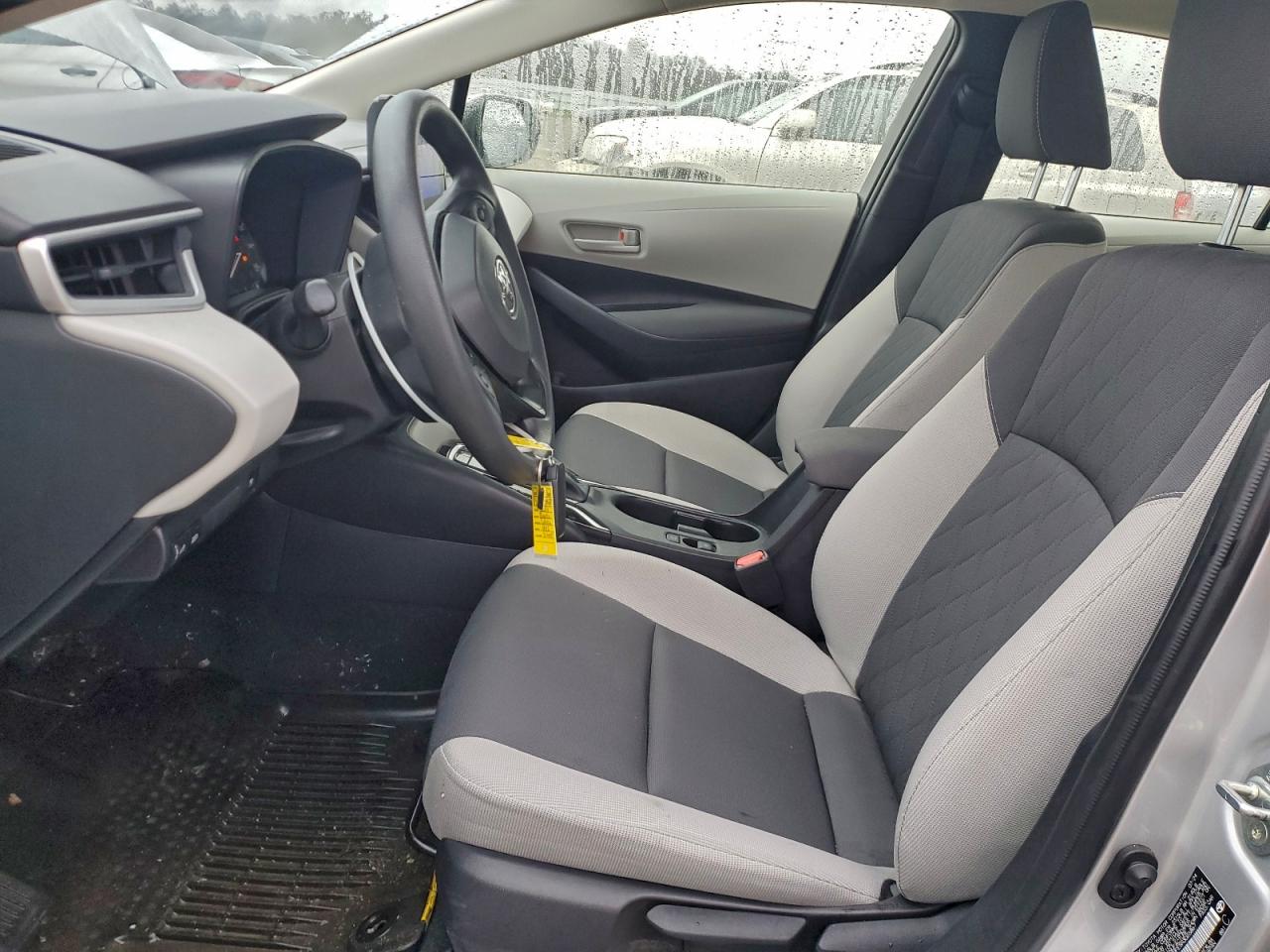 2024 TOYOTA COROLLA LE photo 7