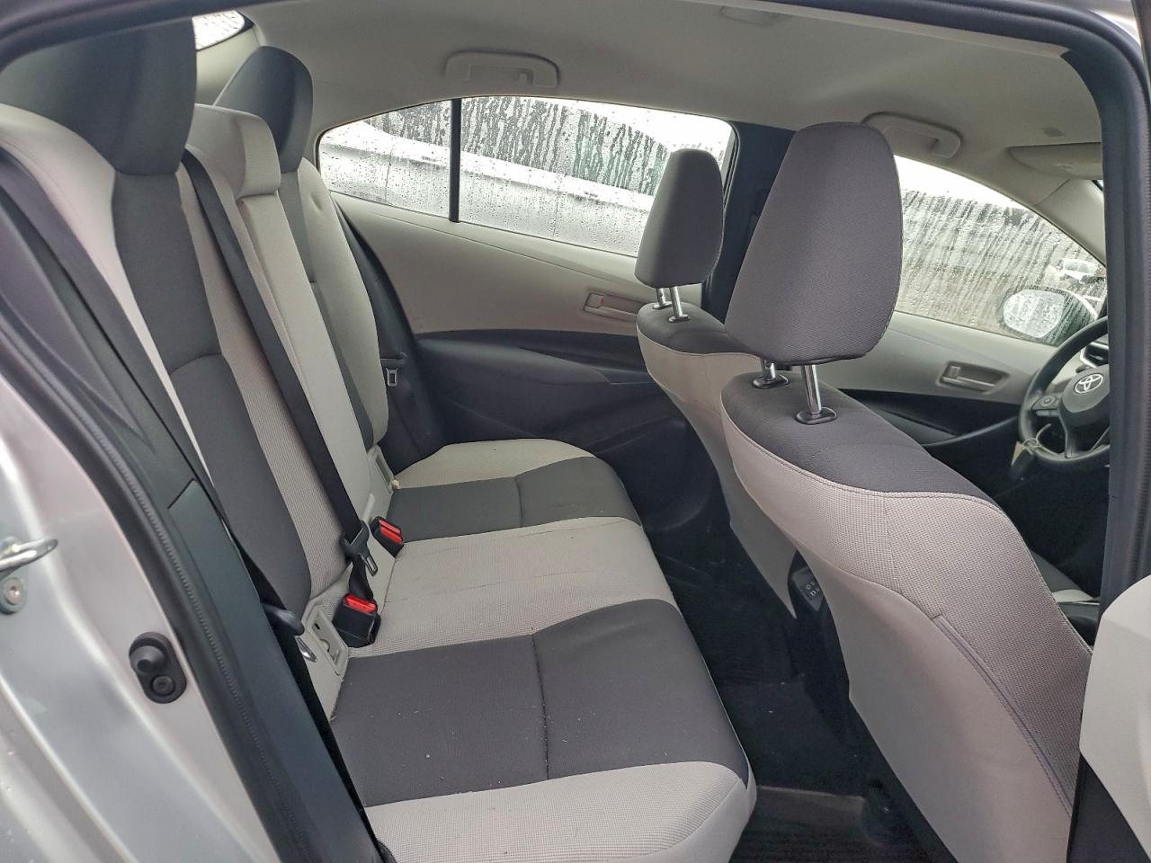 2024 TOYOTA COROLLA LE photo 10
