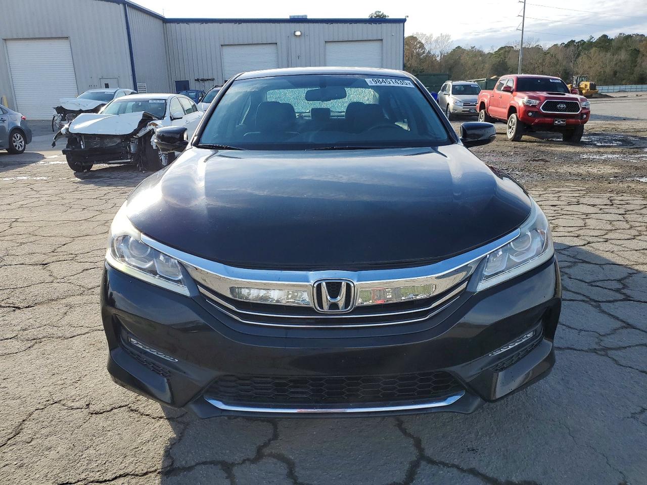 2017 HONDA ACCORD EXL photo 5