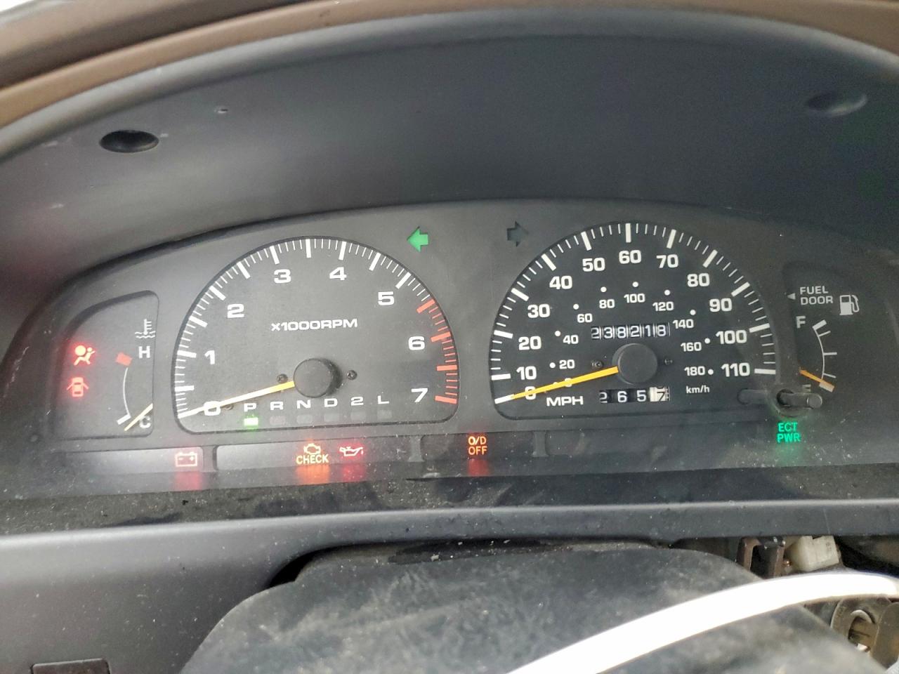 1998 TOYOTA 4RUNNER SR5 photo 9
