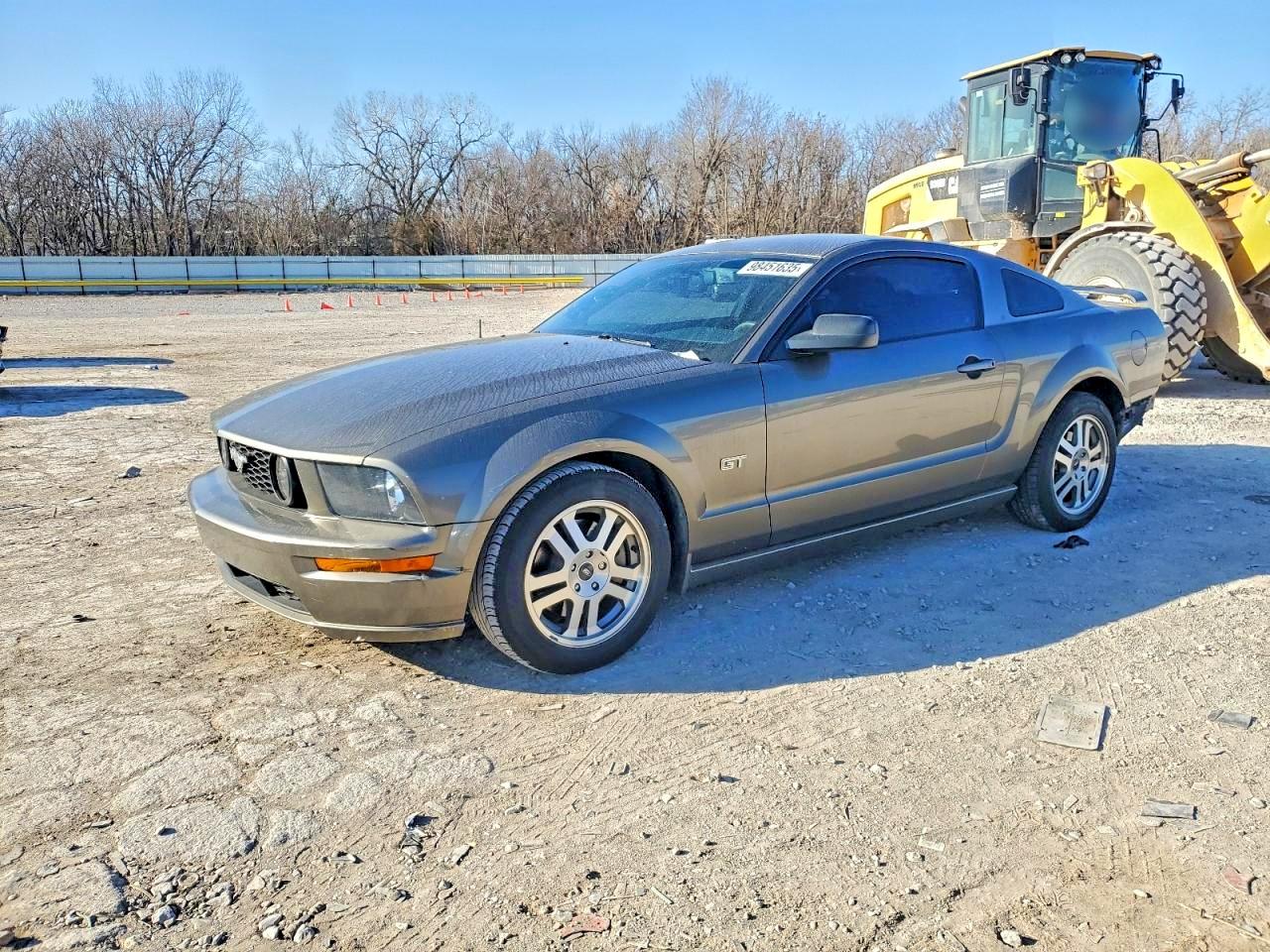 2005 FORD MUSTANG
