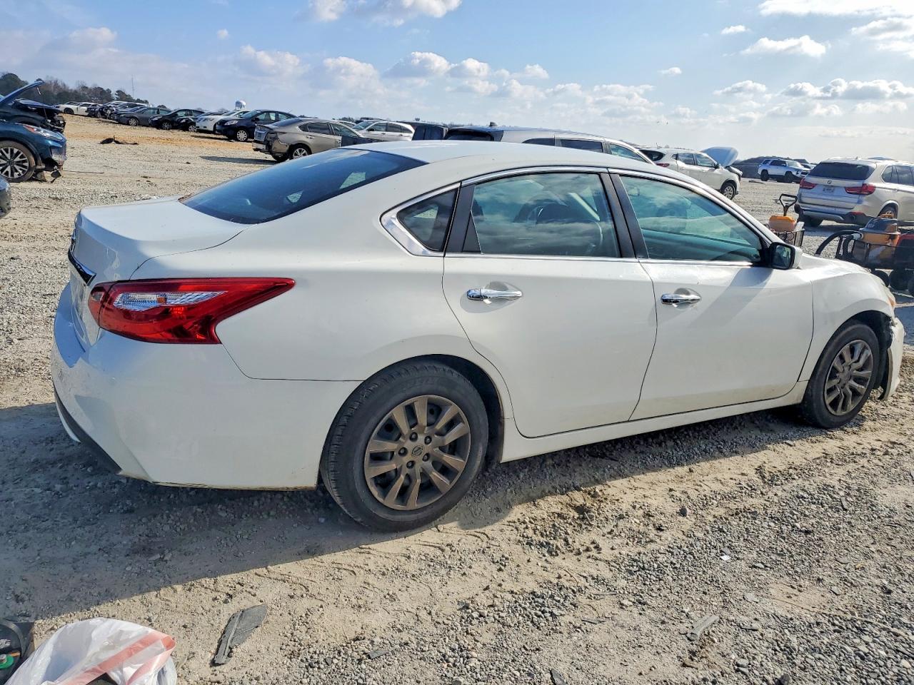 2016 NISSAN ALTIMA 2.5 photo 3