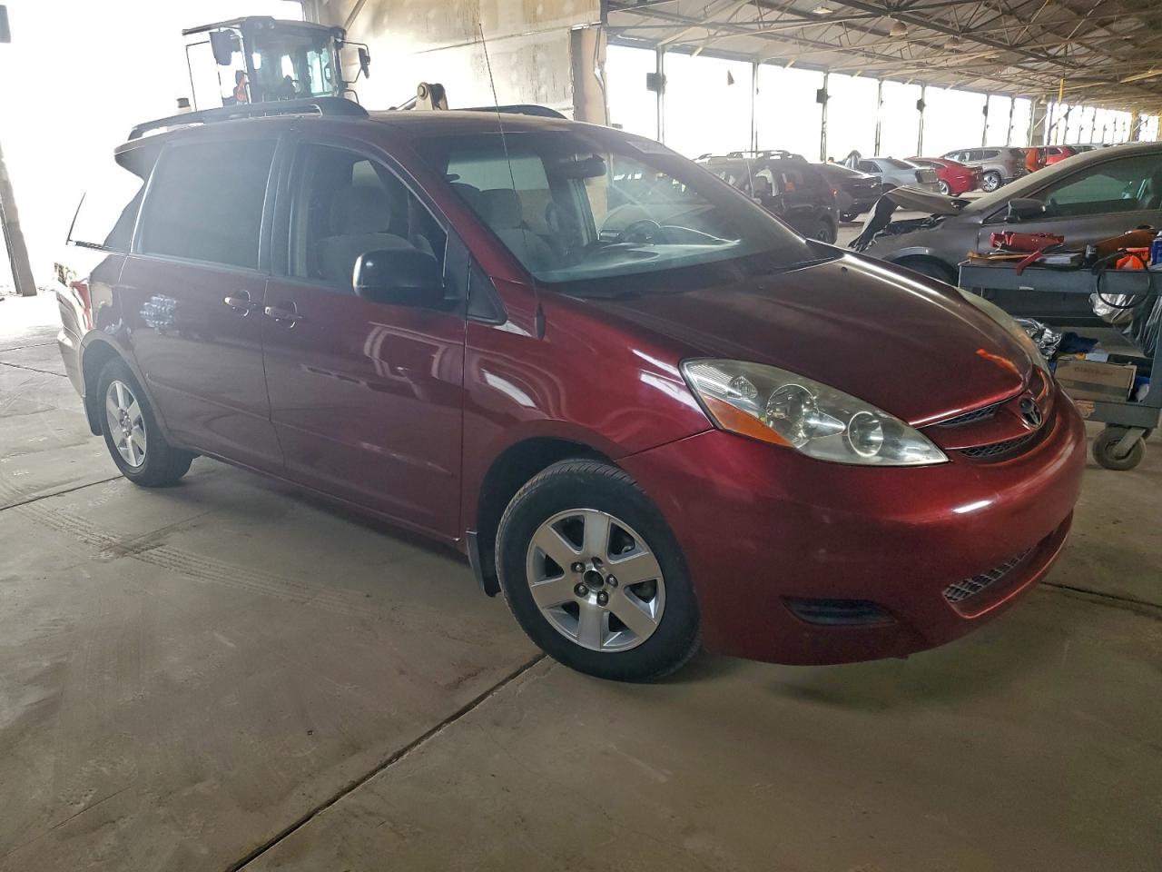 2007 TOYOTA SIENNA CE photo 4