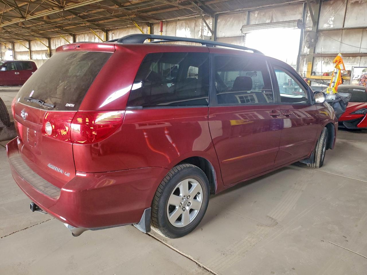 2007 TOYOTA SIENNA CE photo 3