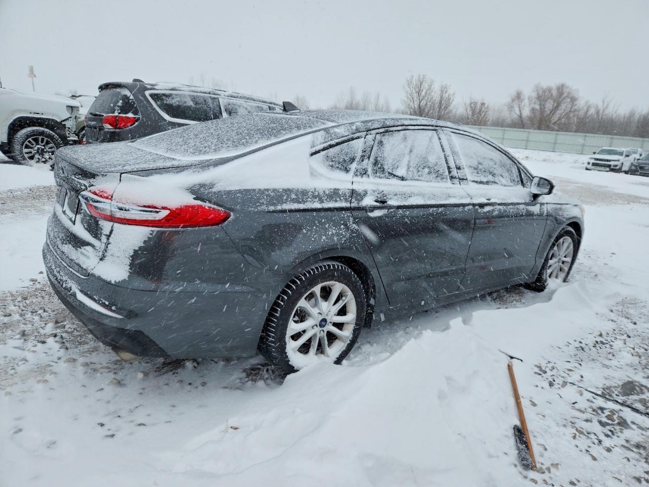 2019 FORD FUSION SE photo 5