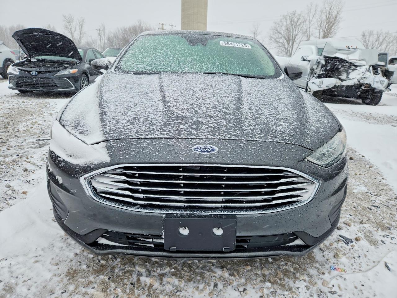 2019 FORD FUSION SE photo 9
