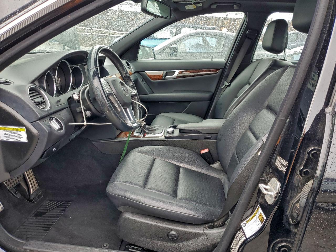 2014 MERCEDES-BENZ C 250 photo 19