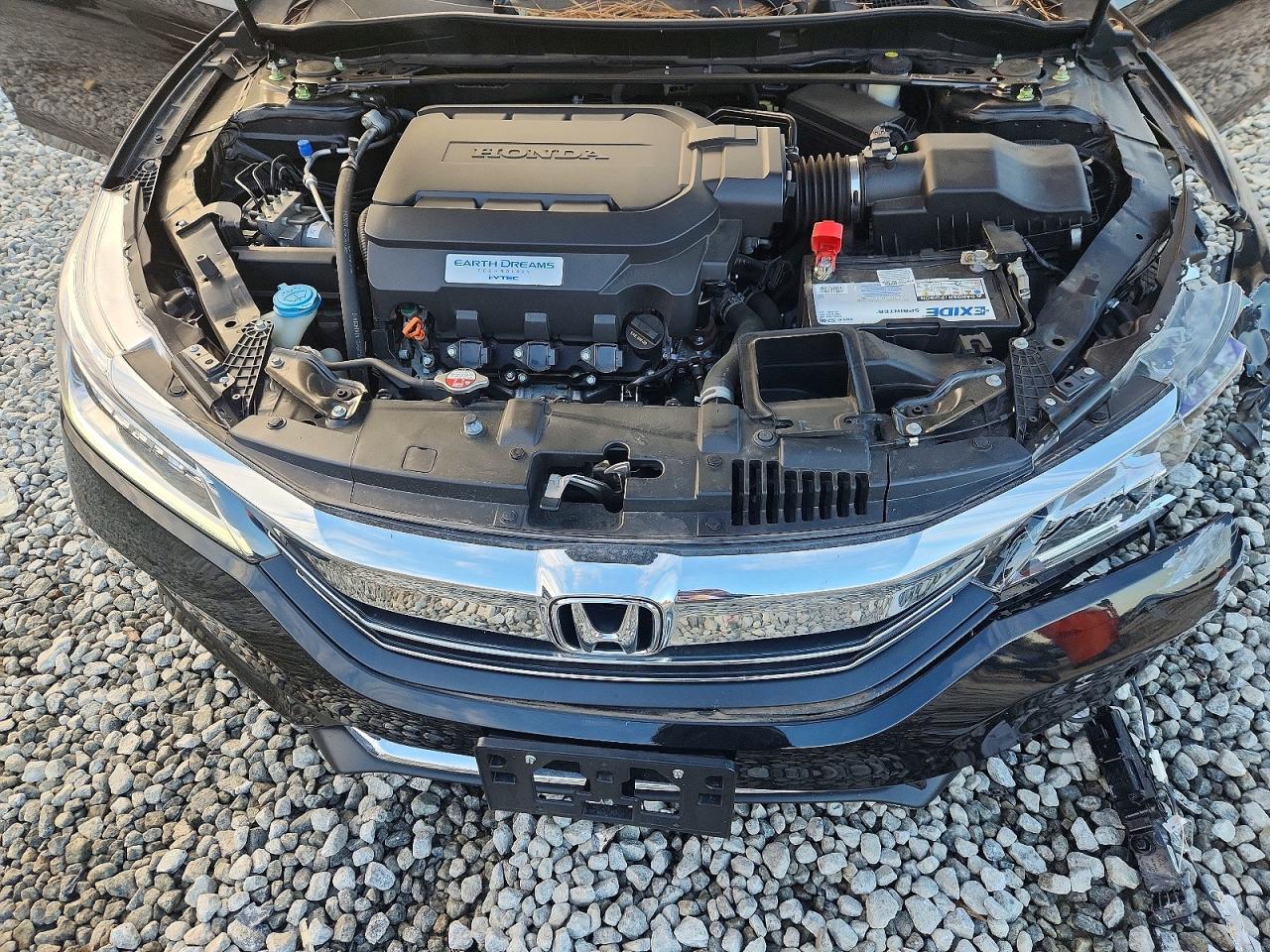 2017 HONDA ACCORD TOURING photo 11