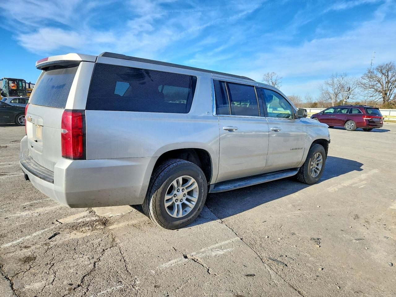 2018 CHEVROLET SUBURBAN K1500 LT photo 5