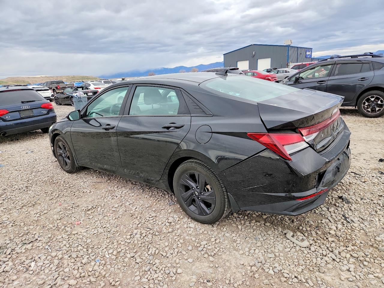 2022 HYUNDAI ELANTRA SEL photo 4