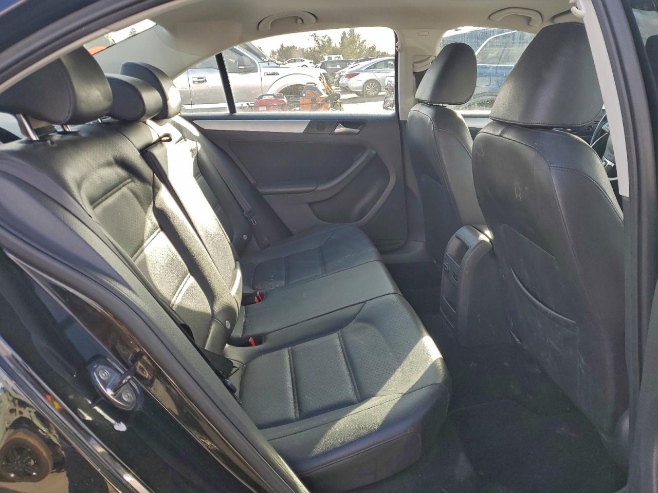 2014 VOLKSWAGEN JETTA SE photo 19