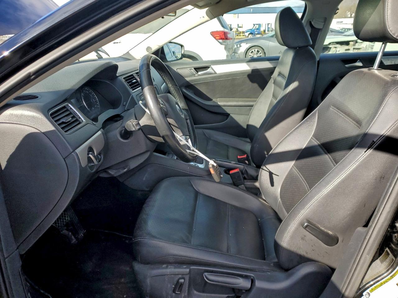 2014 VOLKSWAGEN JETTA SE photo 13