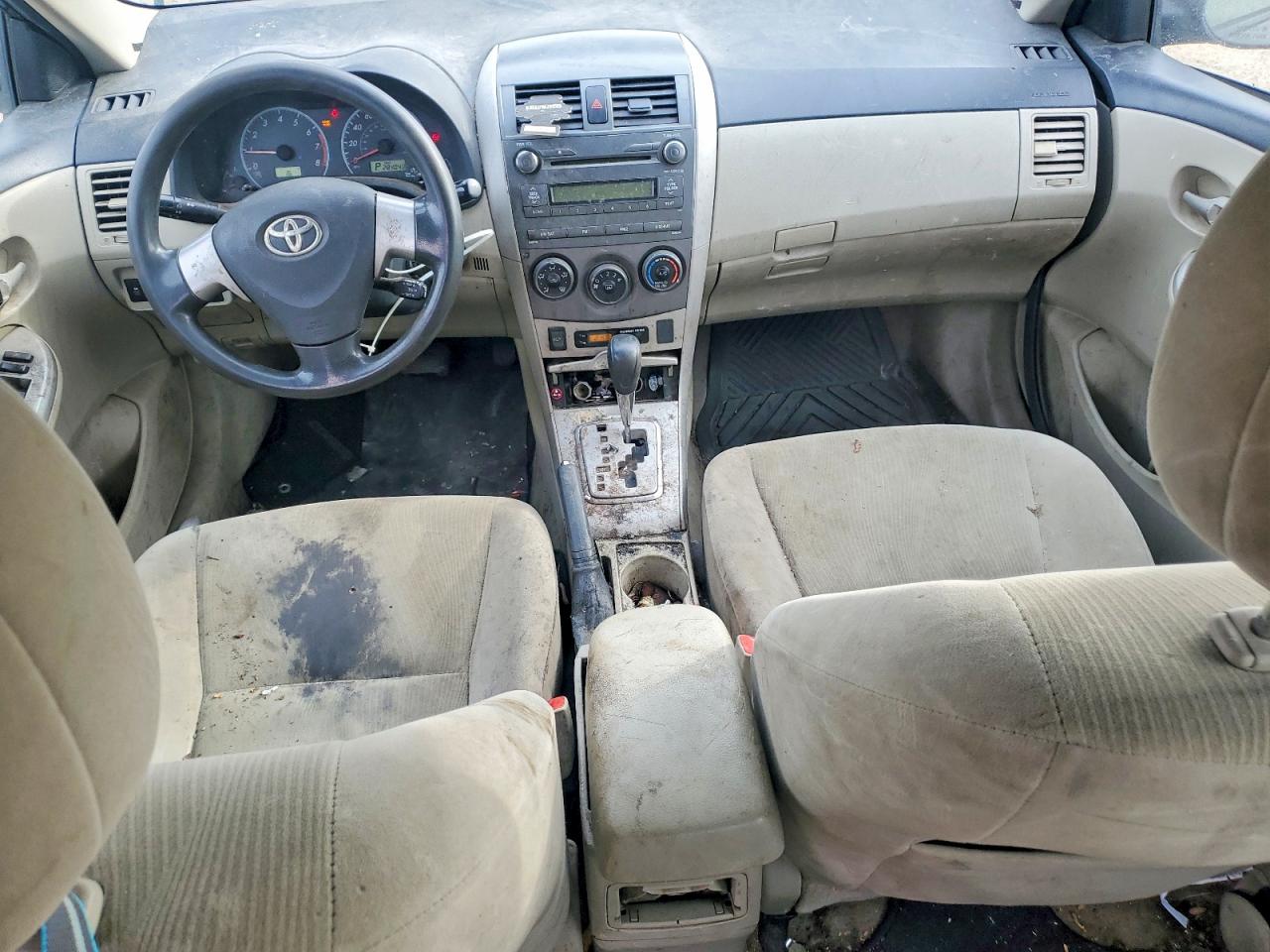 2011 TOYOTA COROLLA BASE photo 15