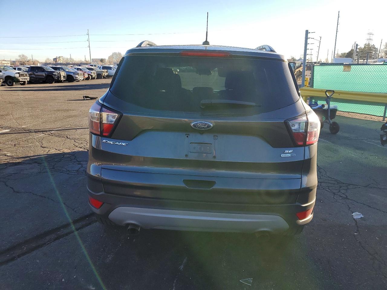 2018 FORD ESCAPE SE photo 6