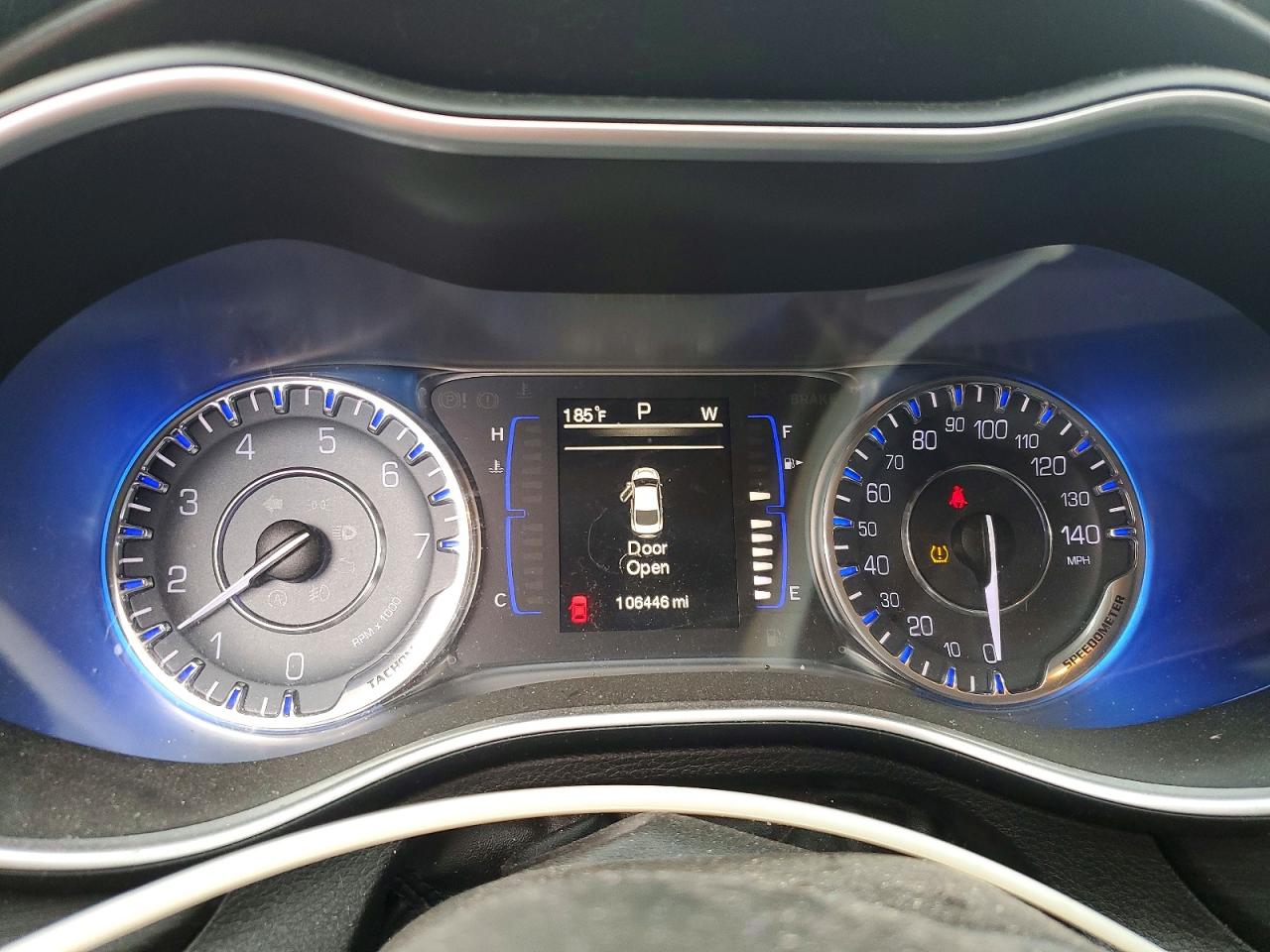 2015 CHRYSLER 200 LIMITED photo 9