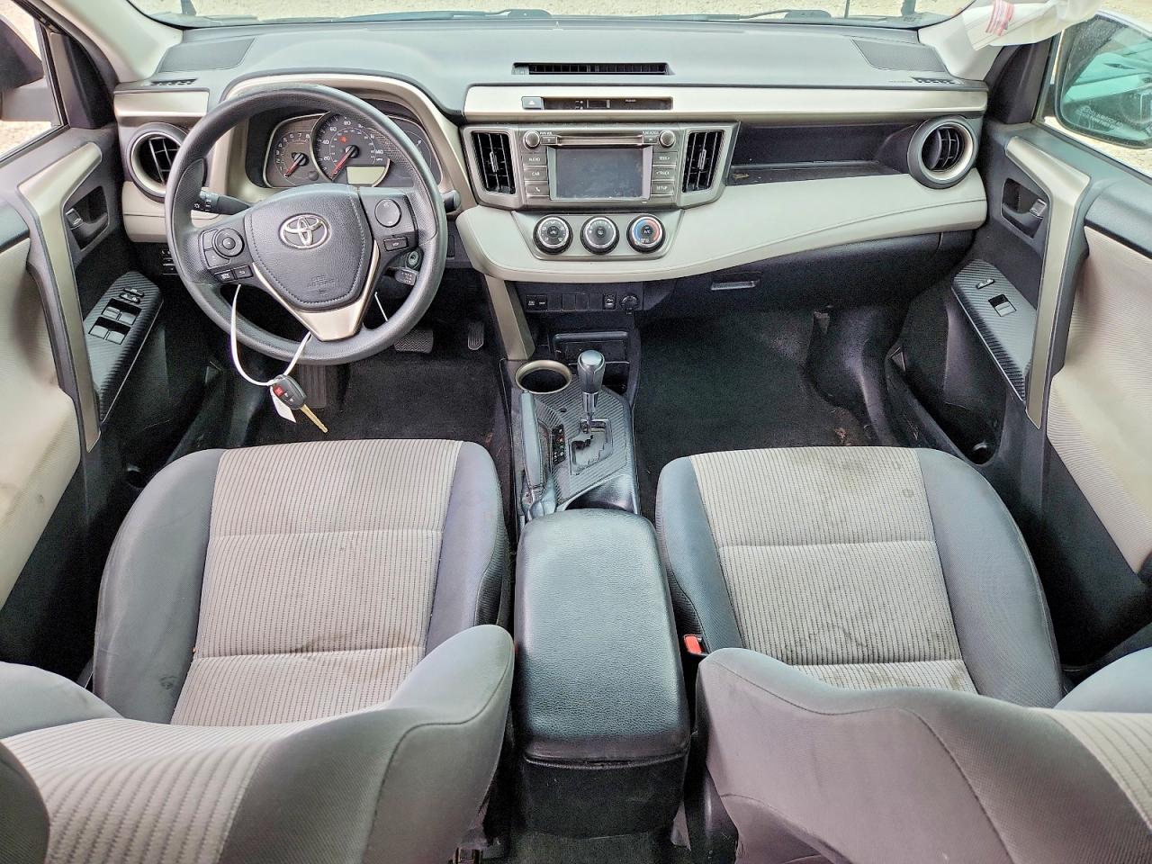 2015 TOYOTA RAV4 LE photo 8