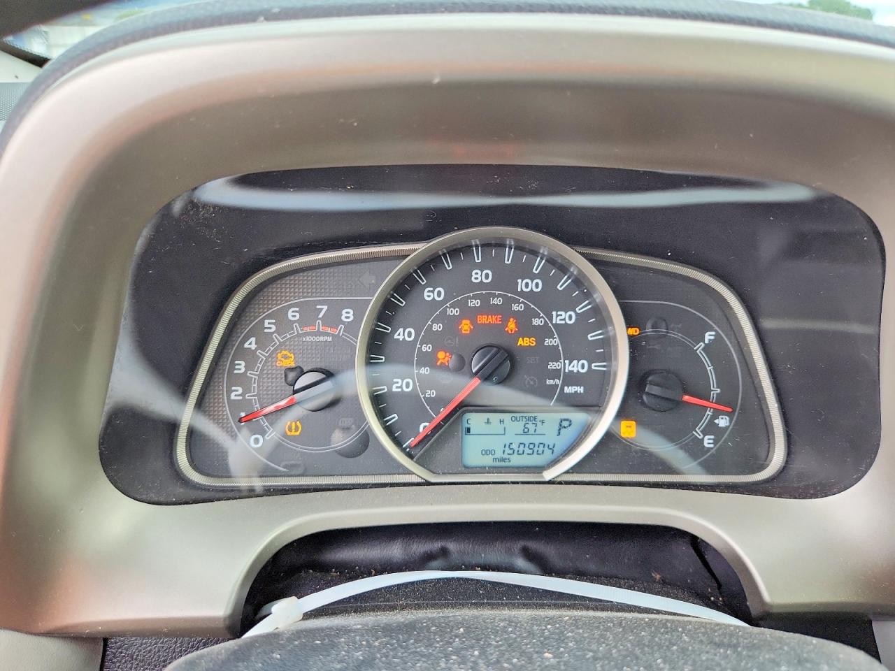 2015 TOYOTA RAV4 LE photo 9