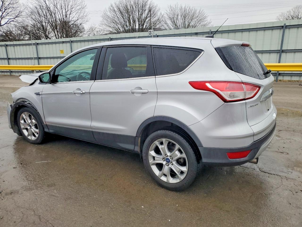 2013 FORD ESCAPE SEL photo 2