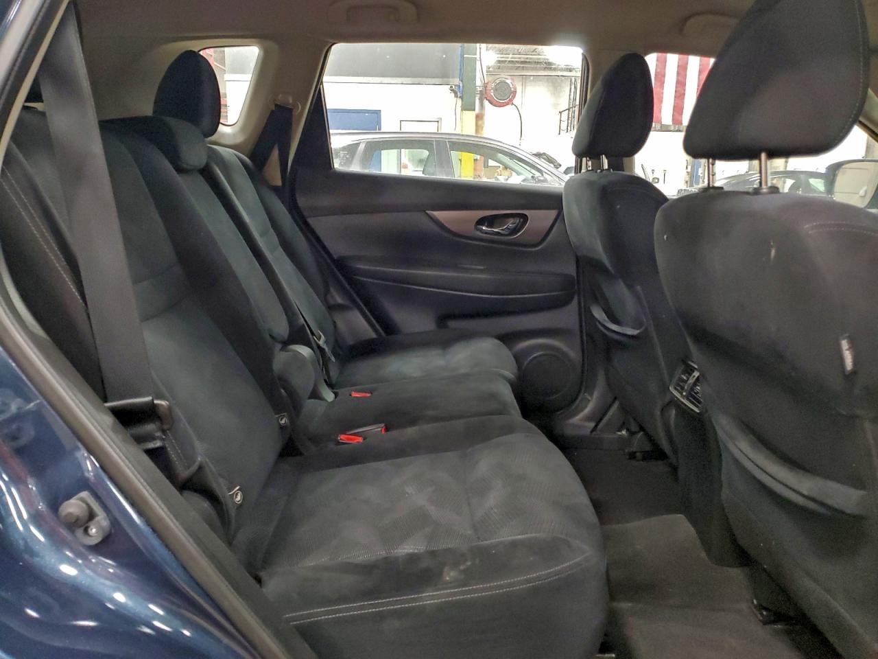 2016 NISSAN ROGUE S photo 11