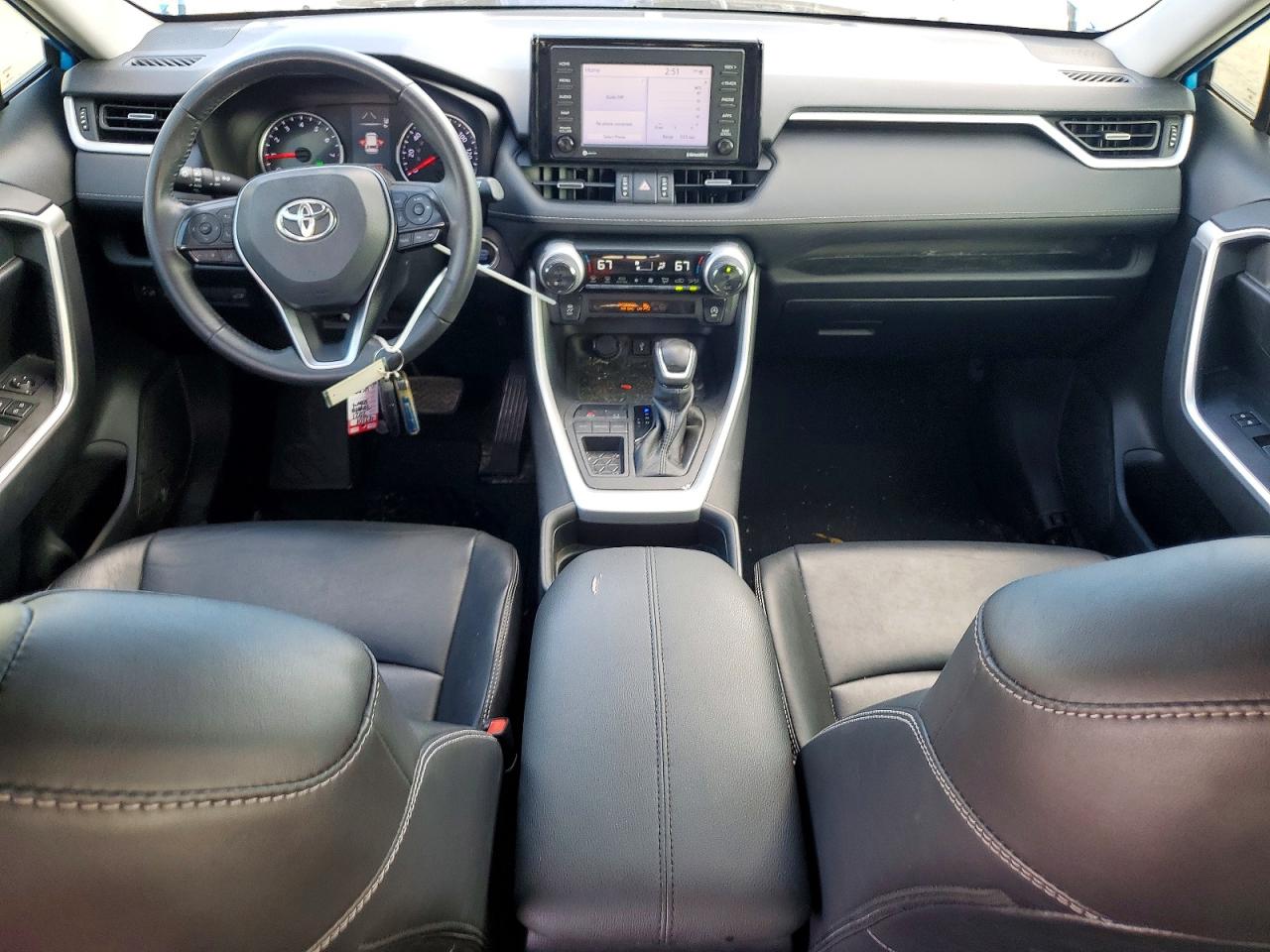 2021 TOYOTA RAV4 XLE PREMIUM photo 8