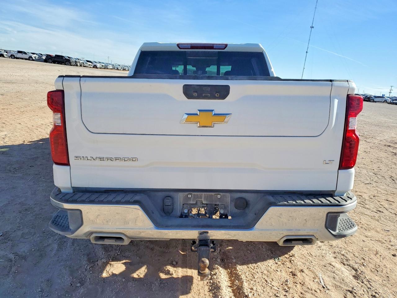 2024 CHEVROLET SILVERADO K1500 LT photo 6