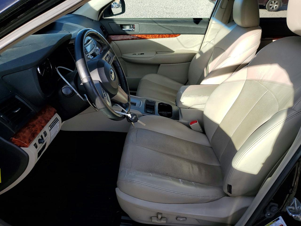 2010 SUBARU OUTBACK 2.5I LIMITED photo 25