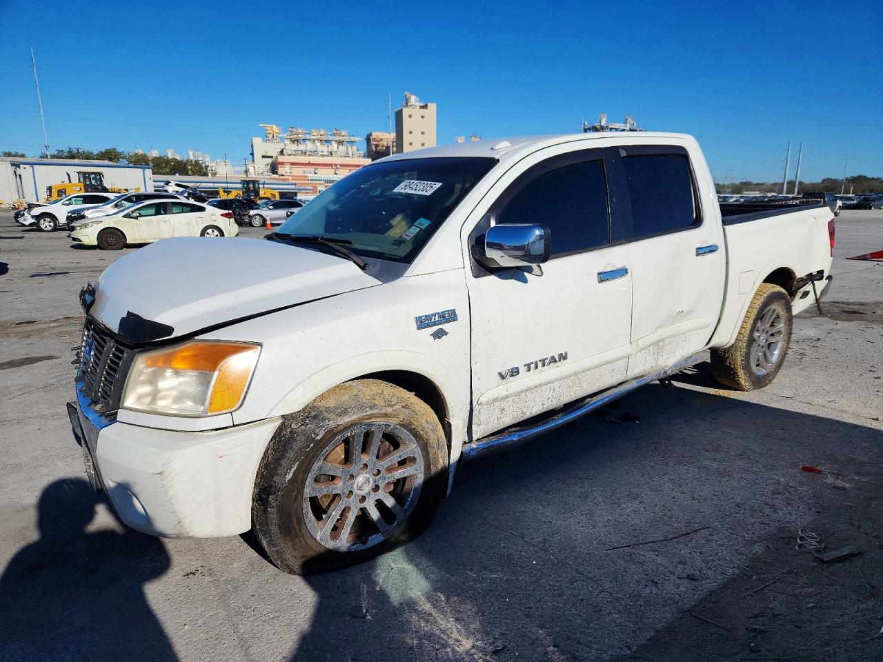 2011 NISSAN TITAN