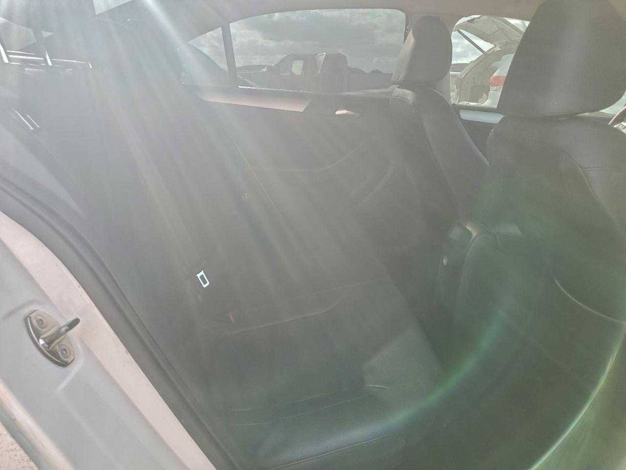 2011 VOLKSWAGEN JETTA SEL photo 10
