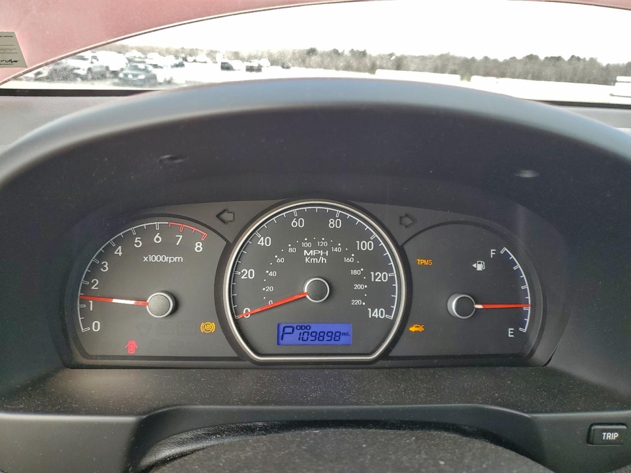 2010 HYUNDAI ELANTRA photo 9