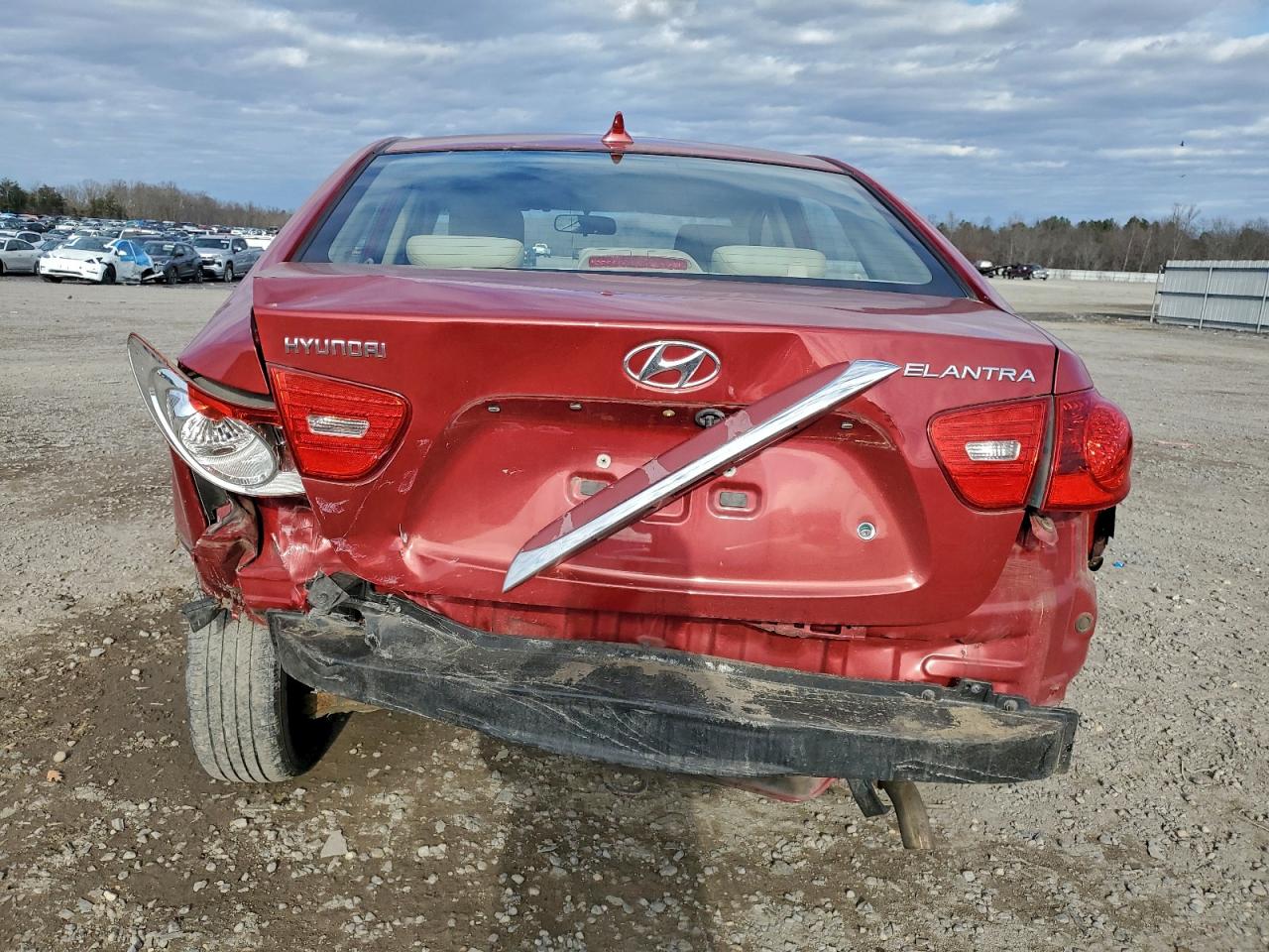2010 HYUNDAI ELANTRA photo 6
