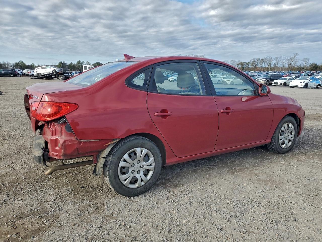 2010 HYUNDAI ELANTRA photo 3