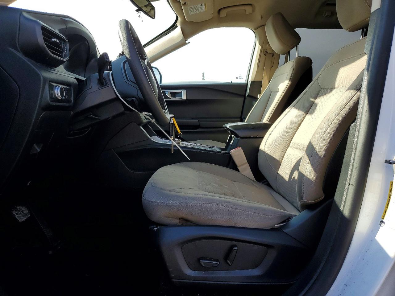 2020 FORD EXPLORER photo 7