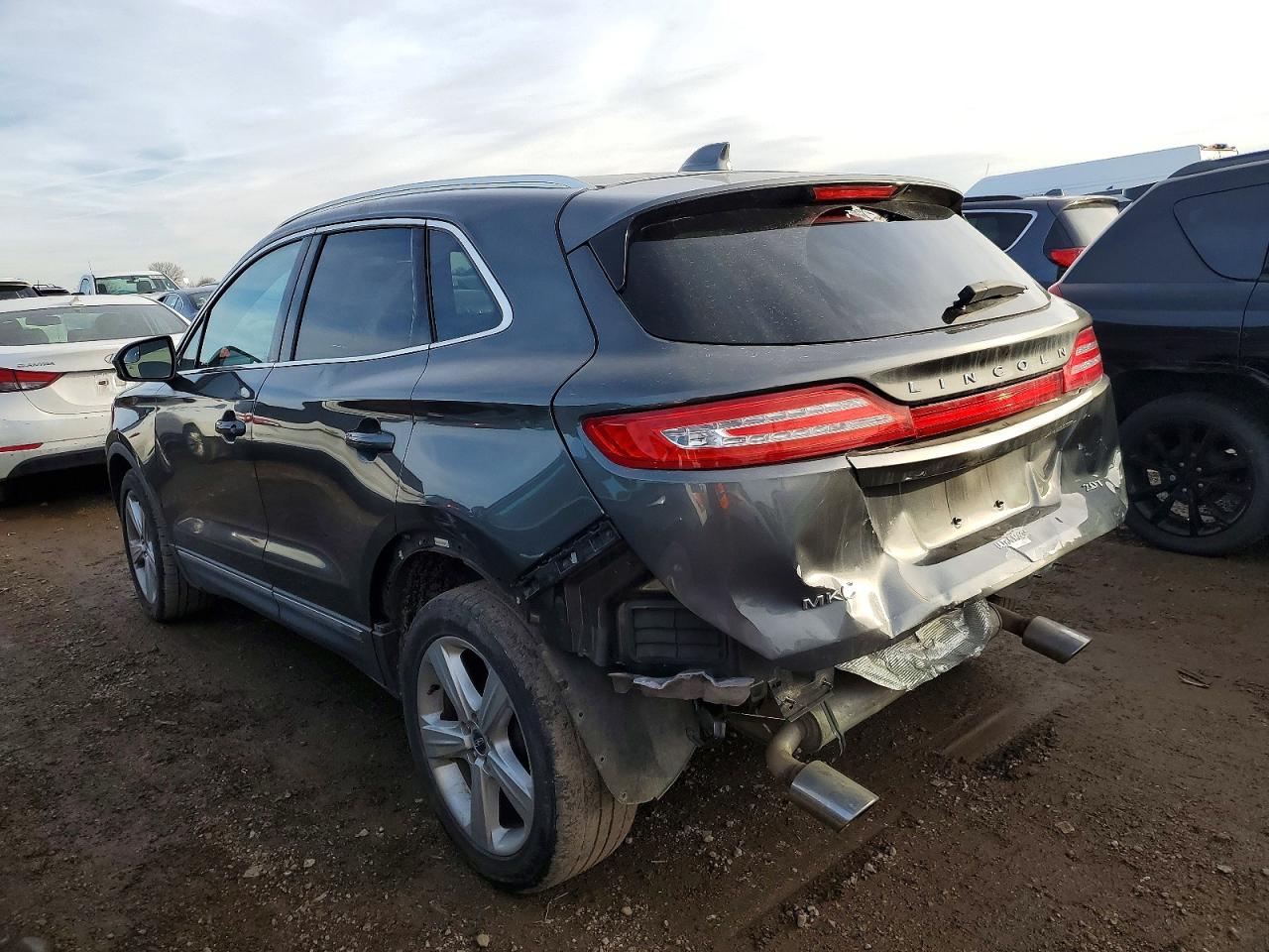 2017 LINCOLN MKC PREMIERE photo 3
