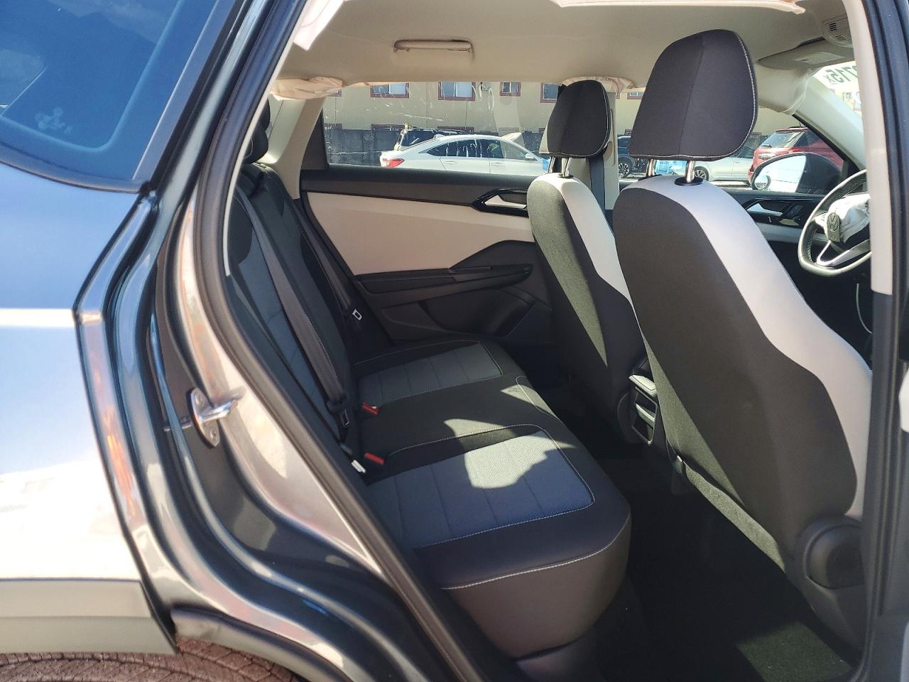 2025 VOLKSWAGEN TAOS S photo 10