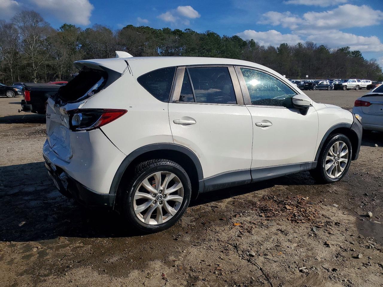2015 MAZDA CX-5 GT photo 3