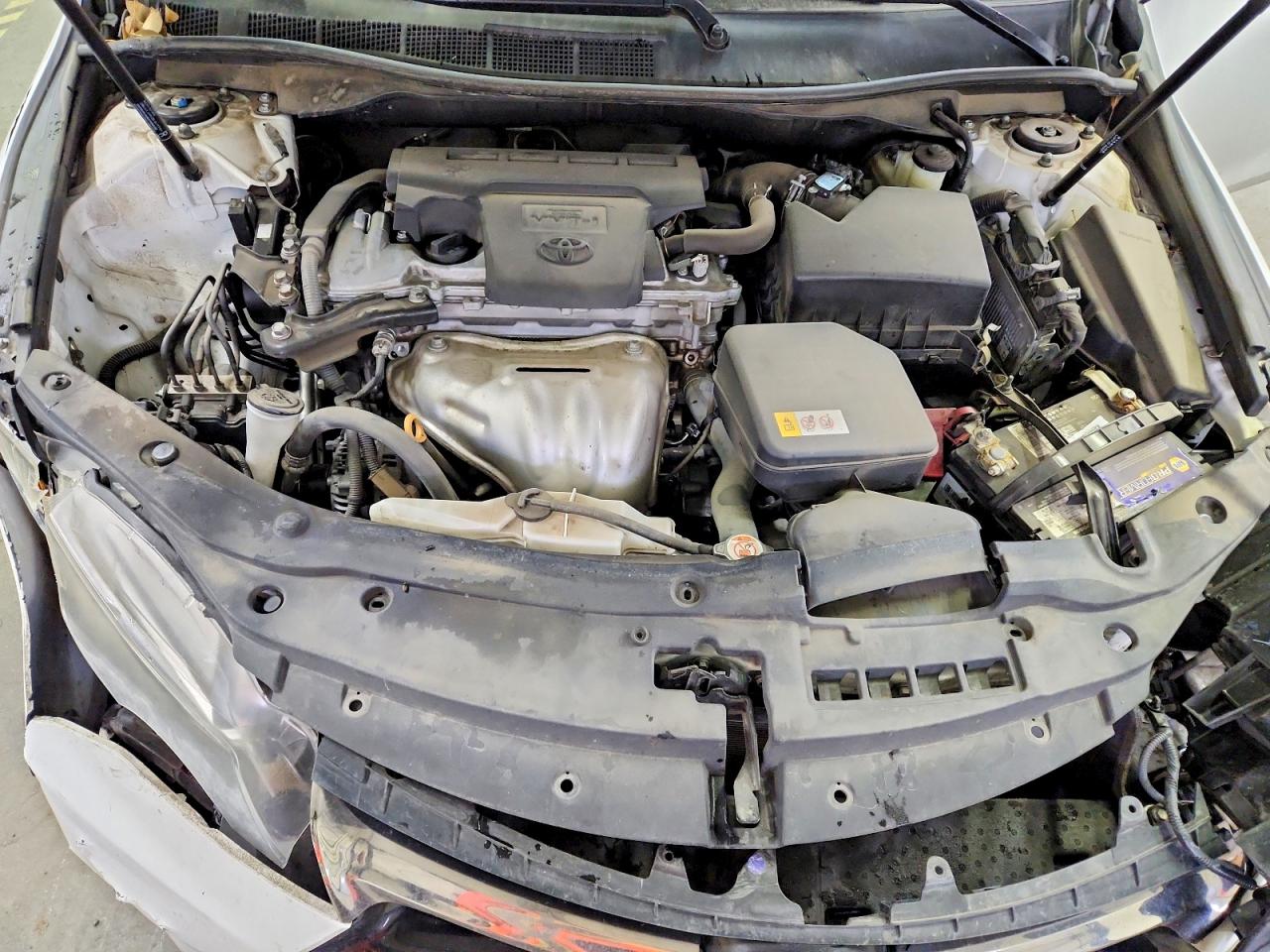 2017 TOYOTA CAMRY LE photo 11