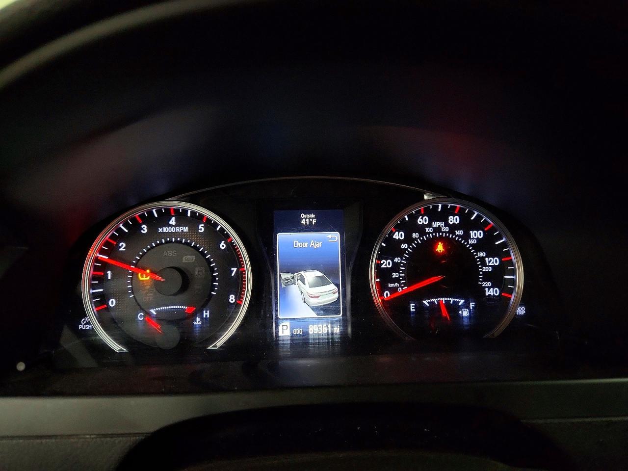 2017 TOYOTA CAMRY LE photo 9