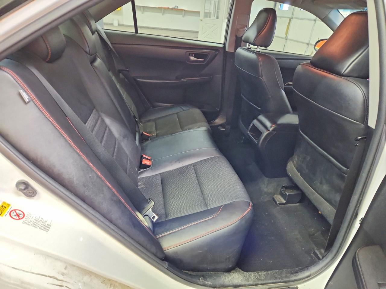 2017 TOYOTA CAMRY LE photo 10