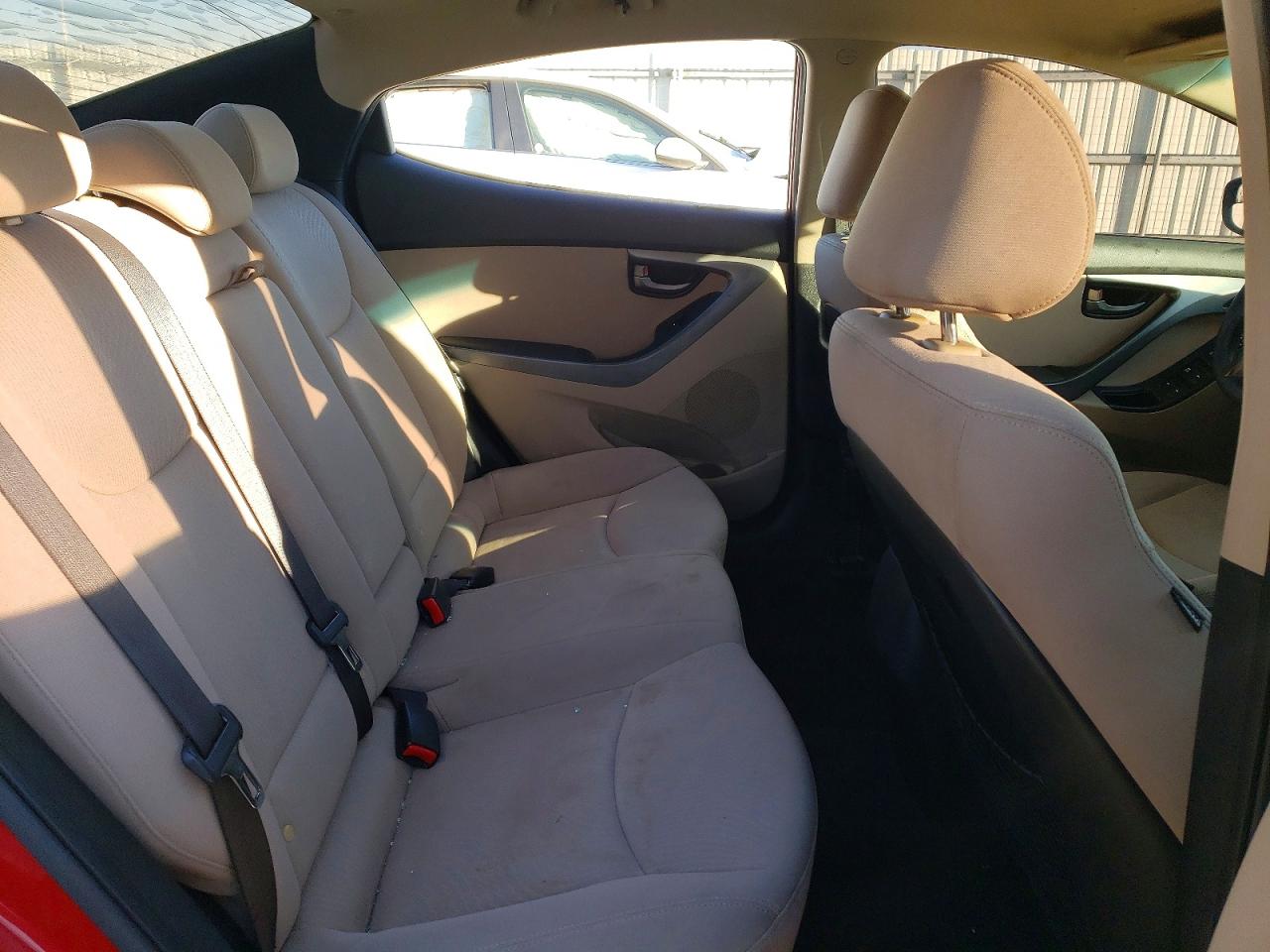 2014 HYUNDAI ELANTRA SE photo 19