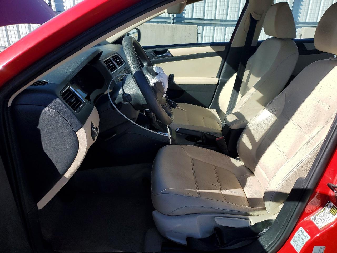 2011 VOLKSWAGEN JETTA SE photo 7
