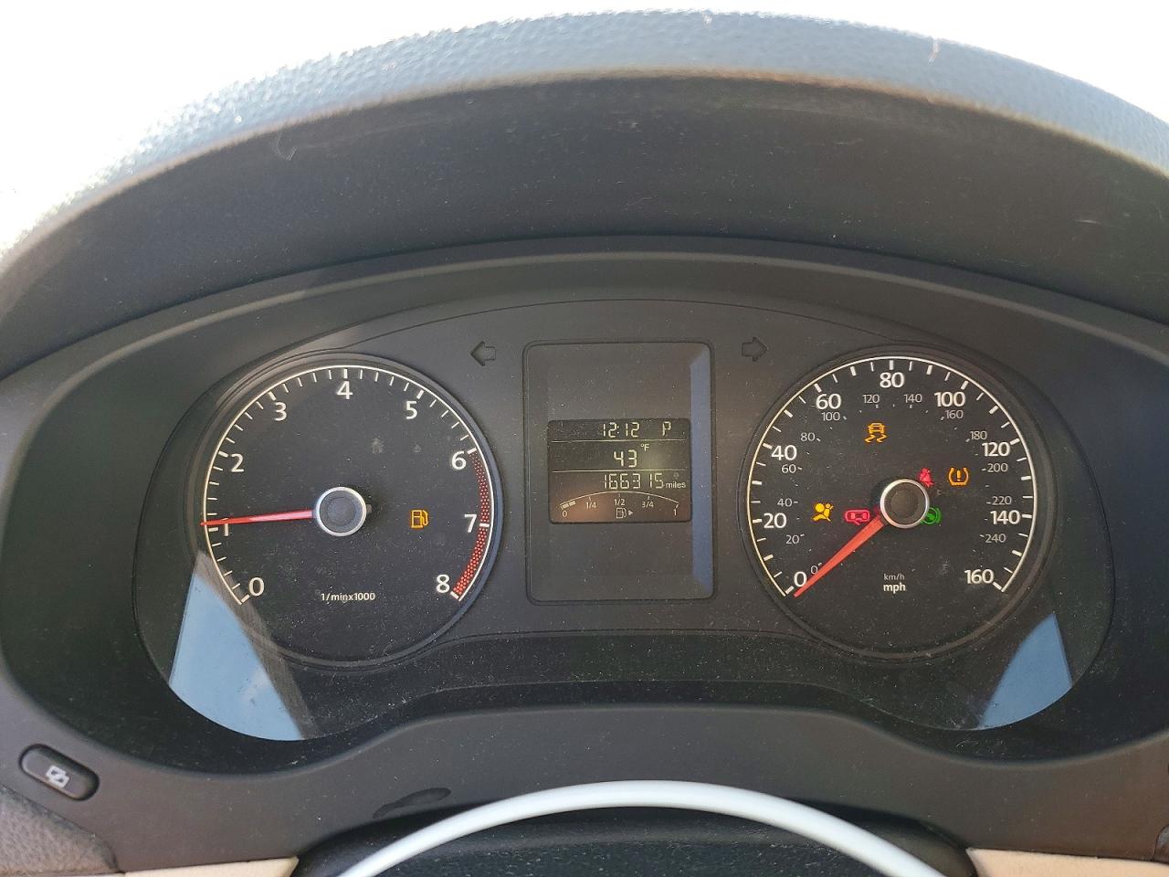 2011 VOLKSWAGEN JETTA SE photo 9