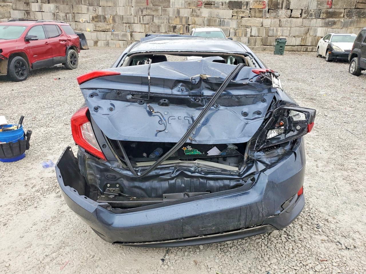 2017 HONDA CIVIC LX photo 6