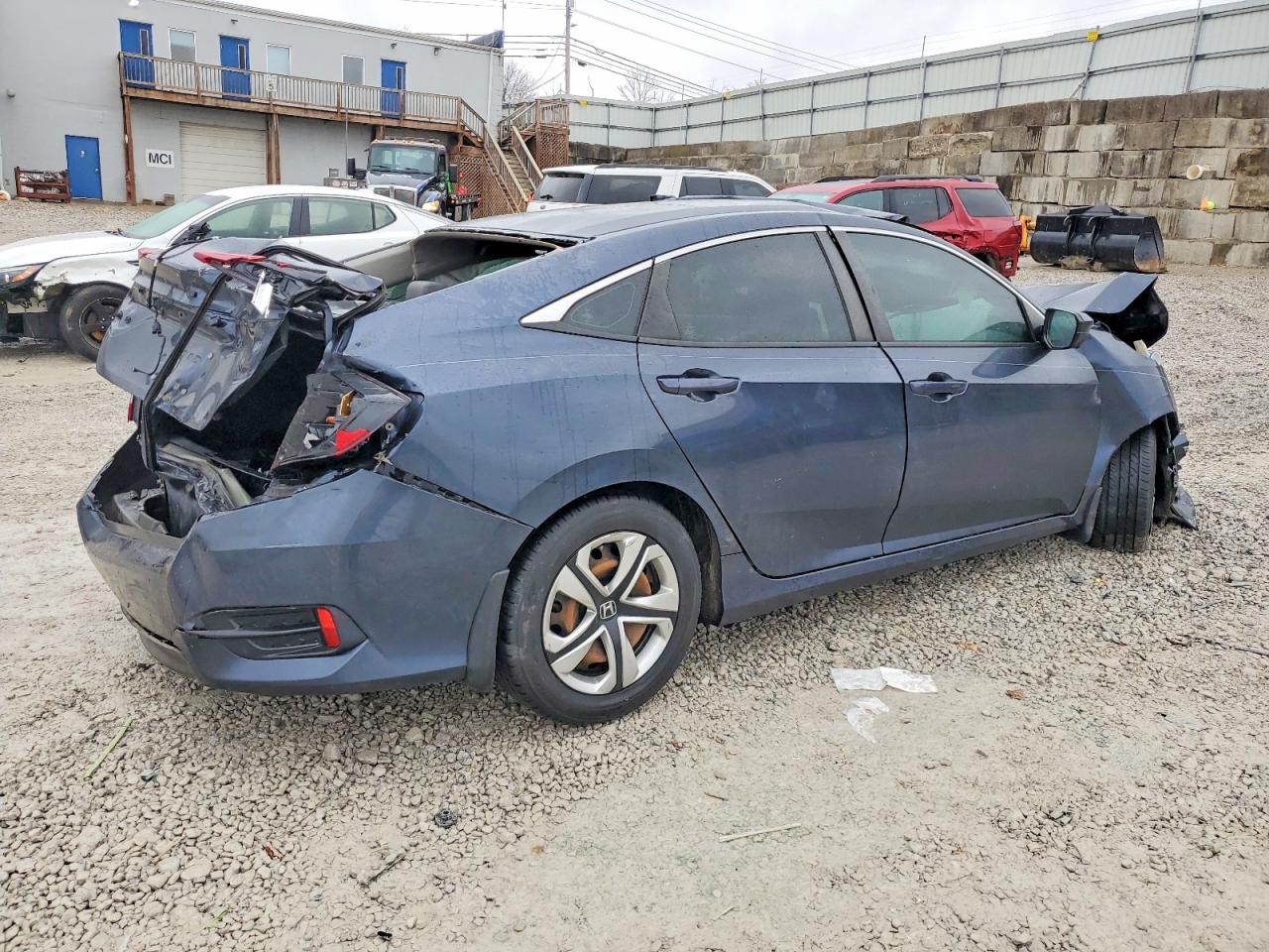 2017 HONDA CIVIC LX photo 3