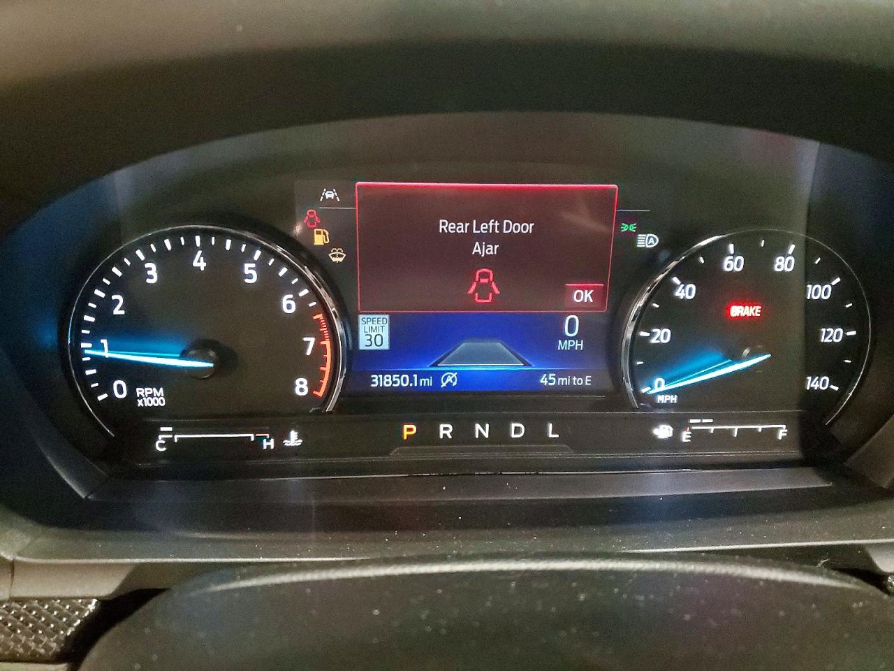 2023 FORD EXPLORER ST-LINE photo 9