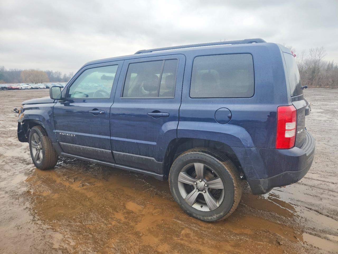 2015 JEEP PATRIOT LATITUDE photo 2