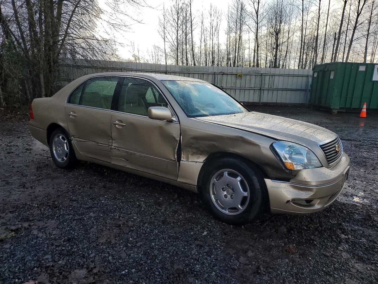 2002 LEXUS LS 430 photo 4