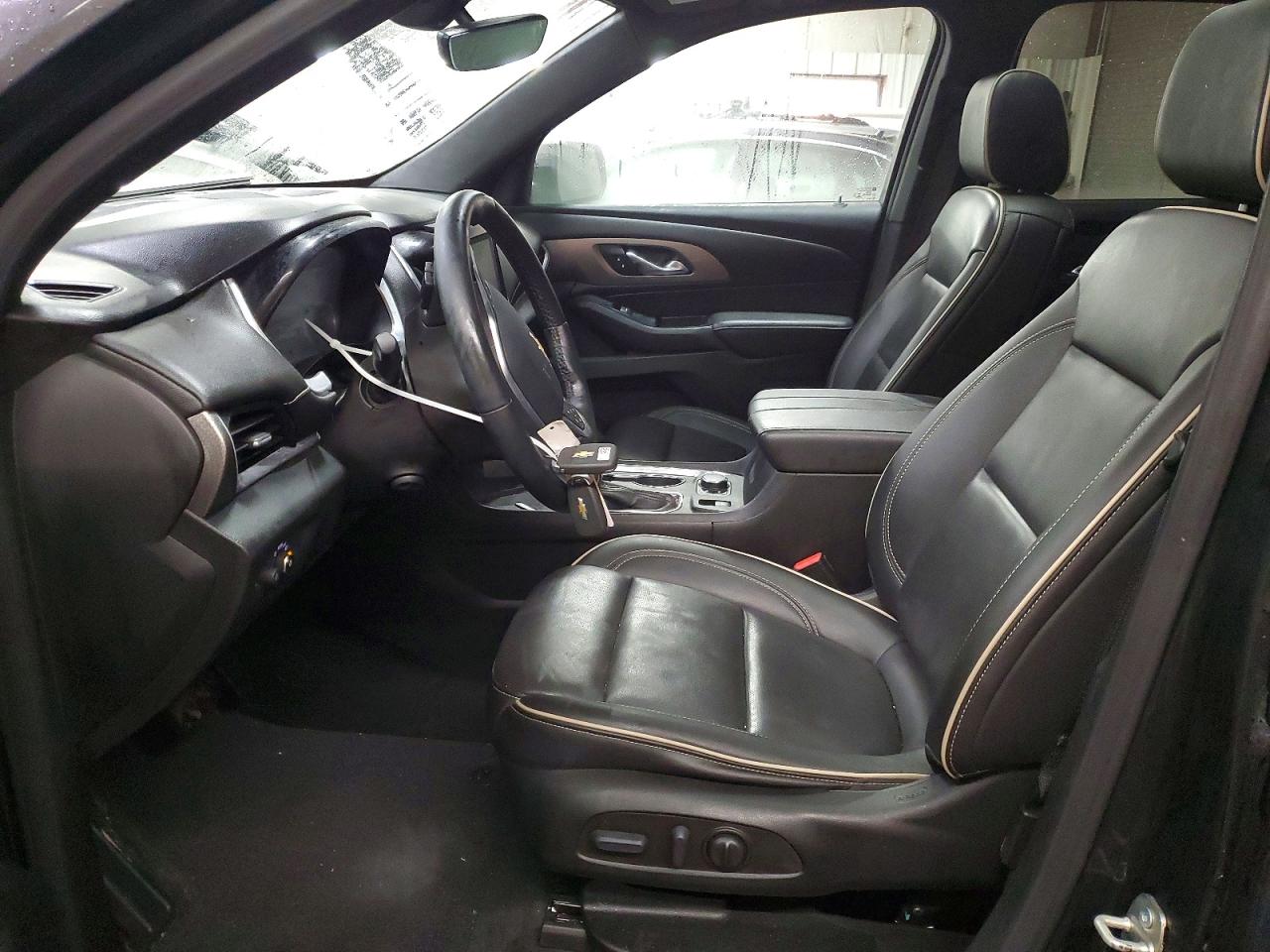 2023 CHEVROLET TRAVERSE PREMIER photo 13