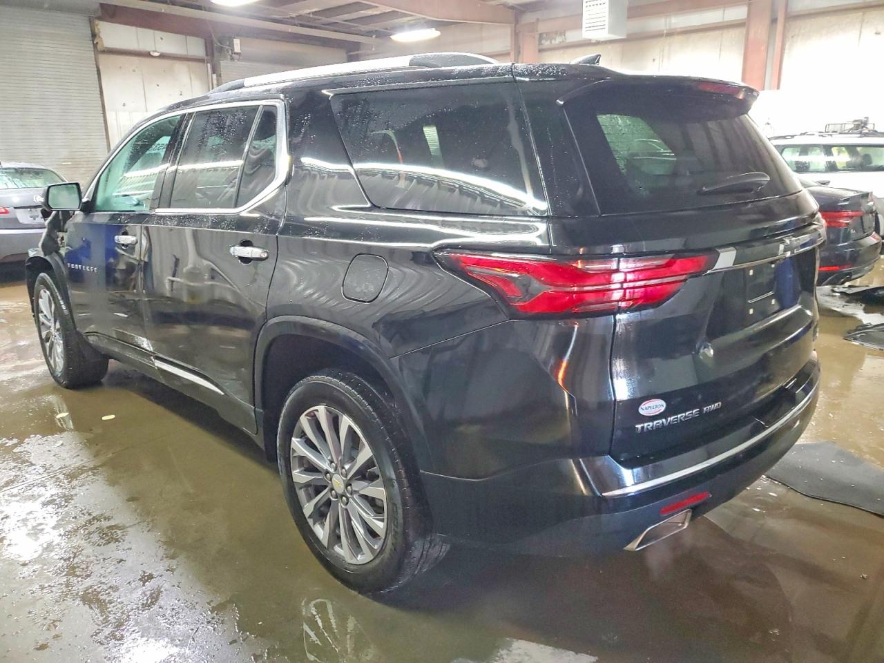 2023 CHEVROLET TRAVERSE PREMIER photo 3