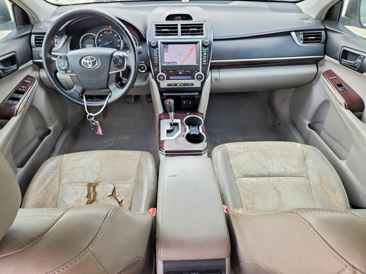 2012 TOYOTA CAMRY SE photo 22