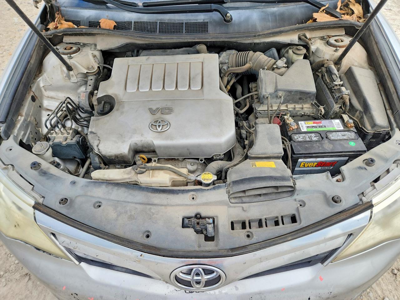 2012 TOYOTA CAMRY SE photo 31